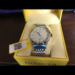 Men’s Platinum INVICTA watch